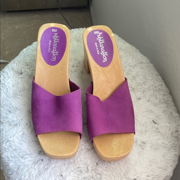 Xhilaration Vibrant Purple Mules - Picture 1 of 6